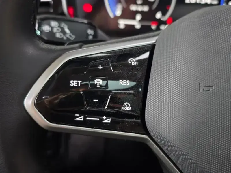 2024 Volkswagen Touareg с пробегом 26 154 км