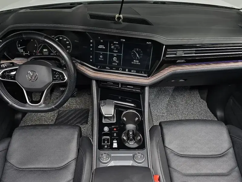 2024 Volkswagen Touareg с пробегом 29 300 км