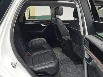 2024 Volkswagen Touareg с пробегом 29 300 км