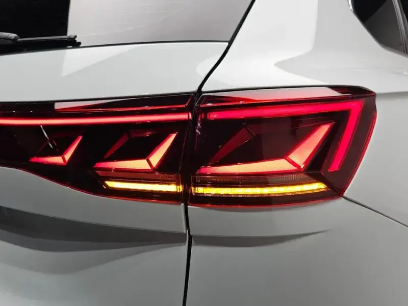 2024 Volkswagen Touareg с пробегом 29 300 км