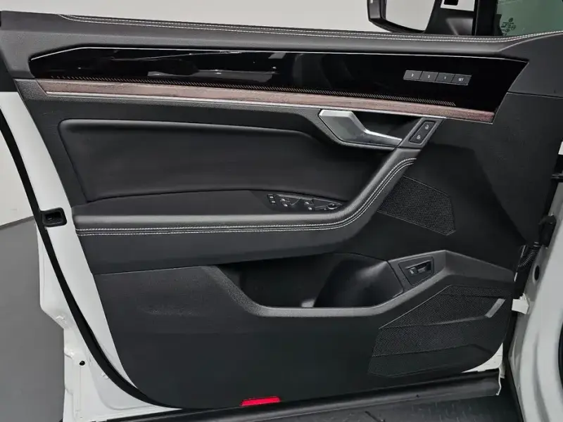 2024 Volkswagen Touareg с пробегом 29 300 км