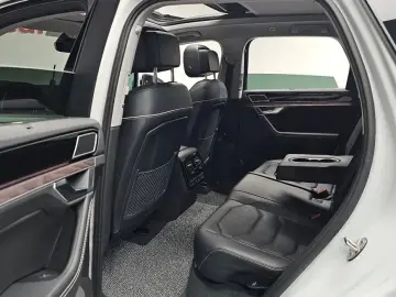 2024 Volkswagen Touareg с пробегом 29 300 км