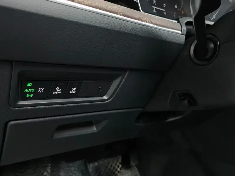 2024 Volkswagen Touareg с пробегом 29 300 км