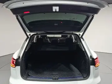 2024 Volkswagen Touareg с пробегом 29 300 км