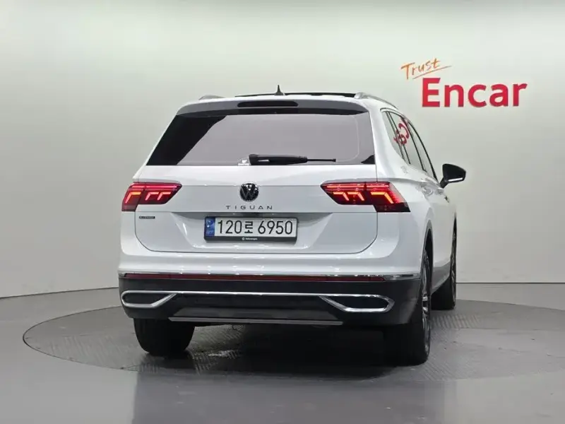 2023 Volkswagen Tiguan с пробегом 66 386 км