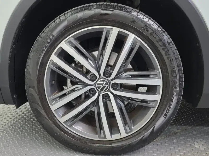 2023 Volkswagen Tiguan с пробегом 66 386 км