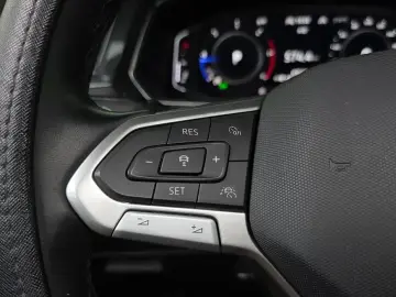 2023 Volkswagen Tiguan с пробегом 66 386 км
