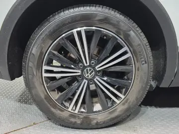 2022 Volkswagen Tiguan с пробегом 84 241 км
