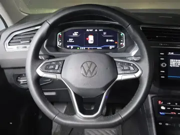 2022 Volkswagen Tiguan с пробегом 84 241 км