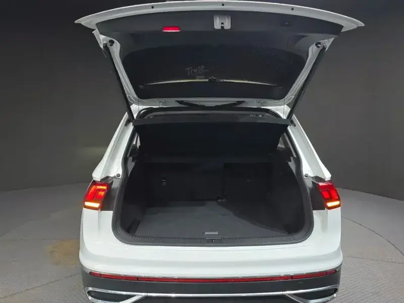 2022 Volkswagen Tiguan с пробегом 84 241 км