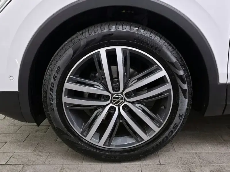 2024 Volkswagen Tiguan с пробегом 32 660 км