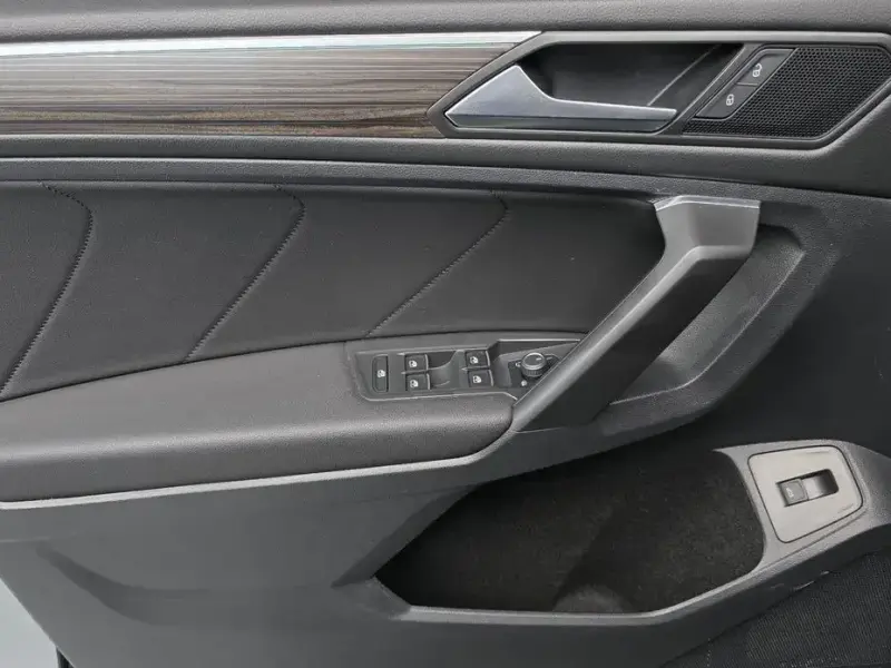 2023 Volkswagen Tiguan с пробегом 41 408 км