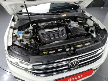 2023 Volkswagen Tiguan с пробегом 57 093 км