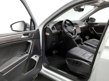 2023 Volkswagen Tiguan с пробегом 57 093 км