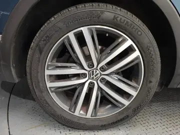 2021 Volkswagen Tiguan с пробегом 107 678 км