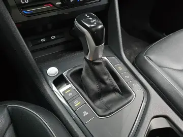2021 Volkswagen Tiguan с пробегом 107 678 км