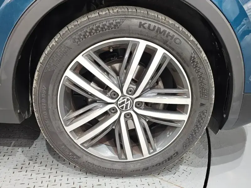 2021 Volkswagen Tiguan с пробегом 107 678 км