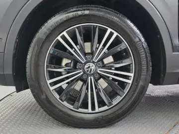 2021 Volkswagen Tiguan с пробегом 41 060 км