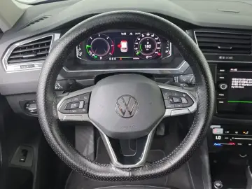 2021 Volkswagen Tiguan с пробегом 41 060 км