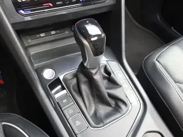 2022 Volkswagen Tiguan с пробегом 49 583 км