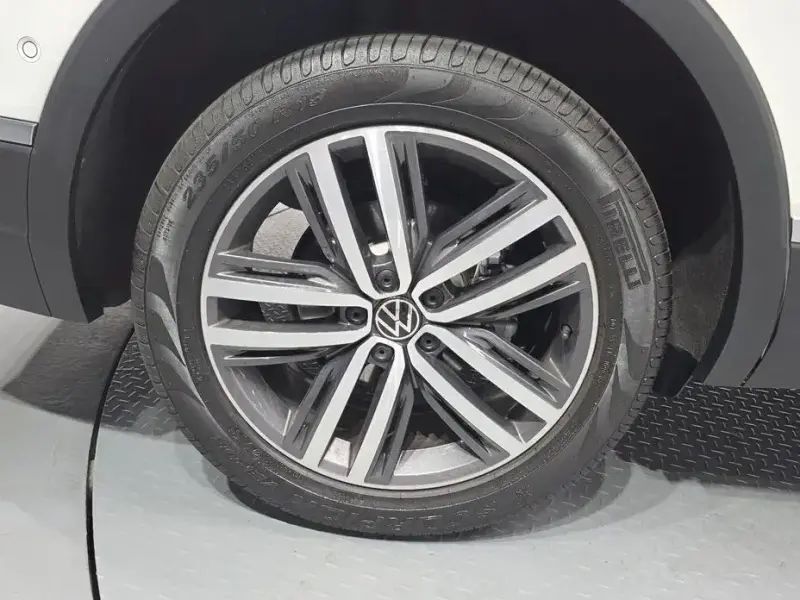 2024 Volkswagen Tiguan с пробегом 24 718 км
