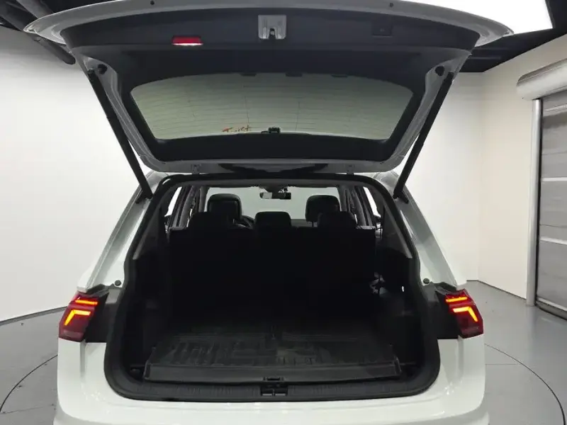 2024 Volkswagen Tiguan с пробегом 24 718 км