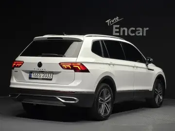 2023 Volkswagen Tiguan с пробегом 44 978 км