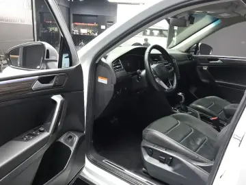 2023 Volkswagen Tiguan с пробегом 44 978 км