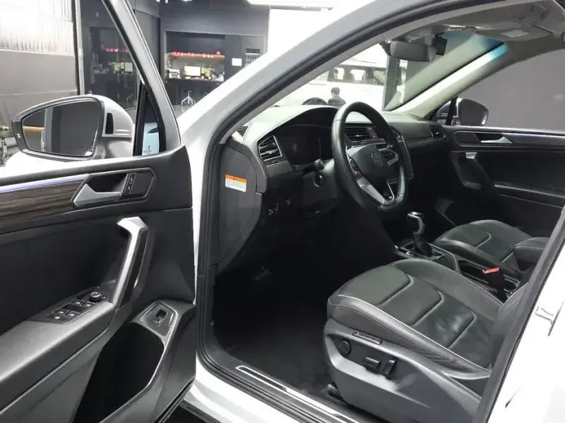 2023 Volkswagen Tiguan с пробегом 44 978 км