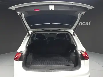 2023 Volkswagen Tiguan с пробегом 44 978 км