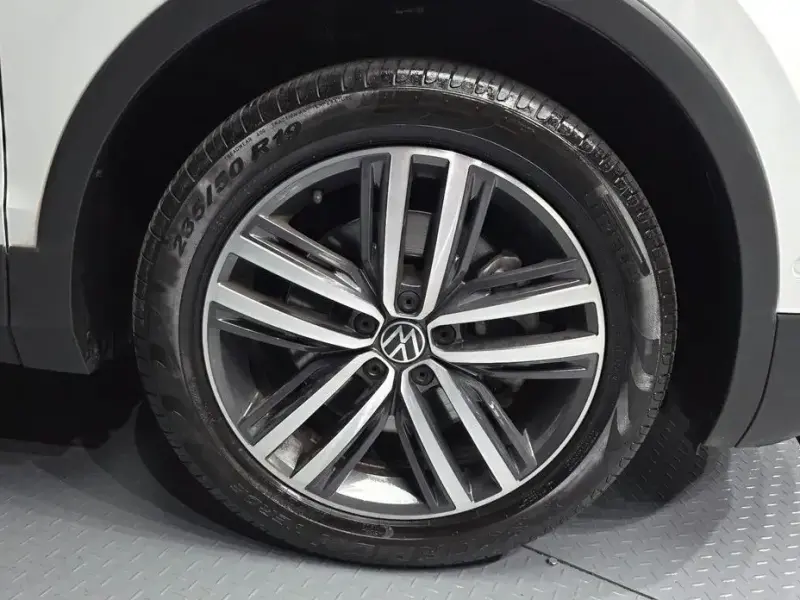 2023 Volkswagen Tiguan с пробегом 44 978 км