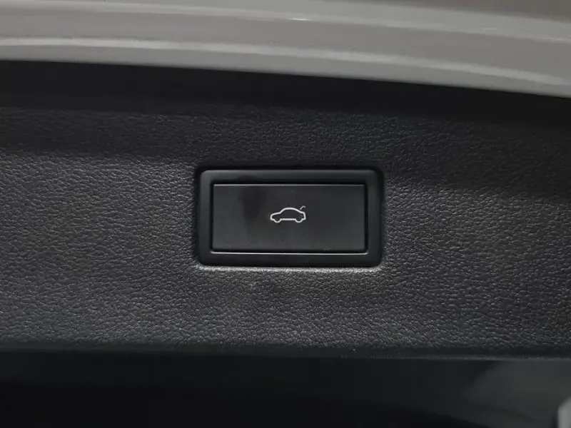 2023 Volkswagen Tiguan с пробегом 44 978 км