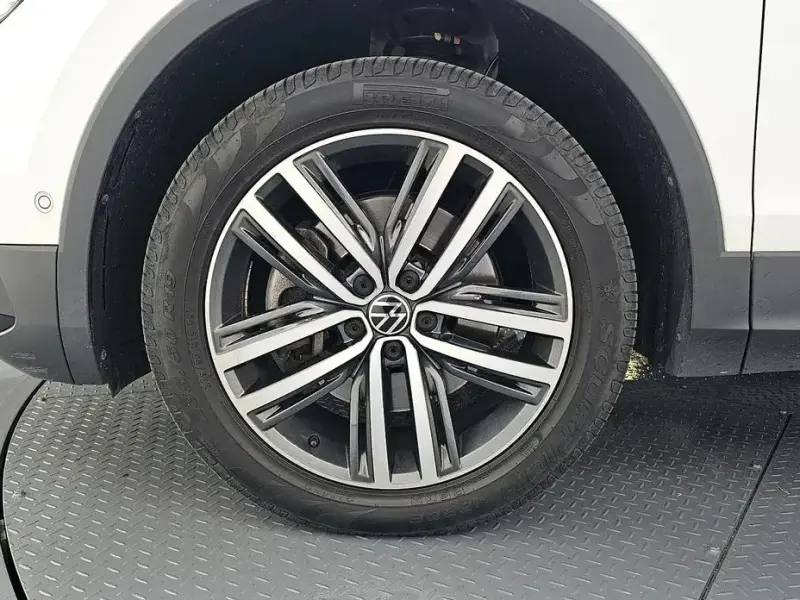 2022 Volkswagen Tiguan с пробегом 44 037 км