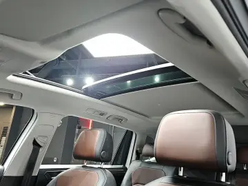 2022 Volkswagen Tiguan с пробегом 44 037 км