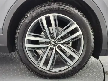 2021 Volkswagen Tiguan с пробегом 63 961 км