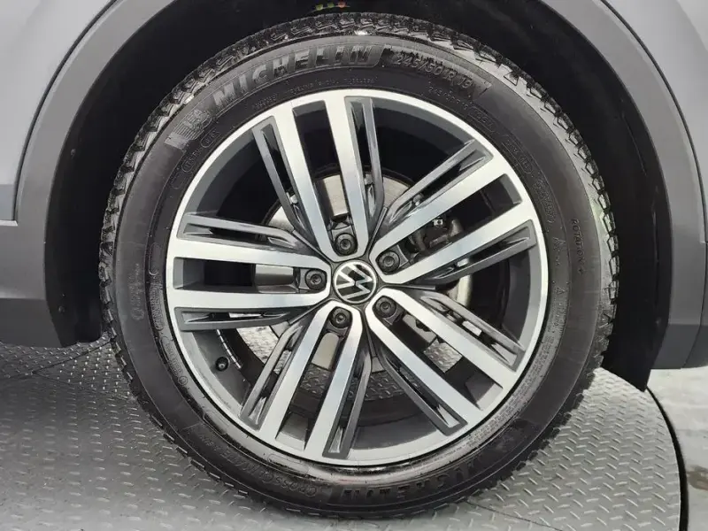 2021 Volkswagen Tiguan с пробегом 63 961 км
