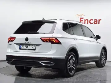 2023 Volkswagen Tiguan с пробегом 33 542 км