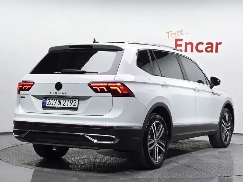 2023 Volkswagen Tiguan с пробегом 33 542 км