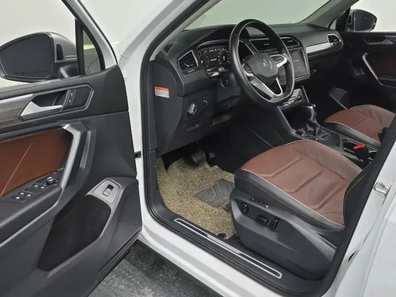 2023 Volkswagen Tiguan с пробегом 33 542 км