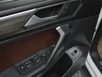 2023 Volkswagen Tiguan с пробегом 33 542 км