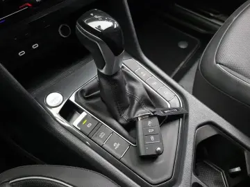 2023 Volkswagen Tiguan с пробегом 48 639 км