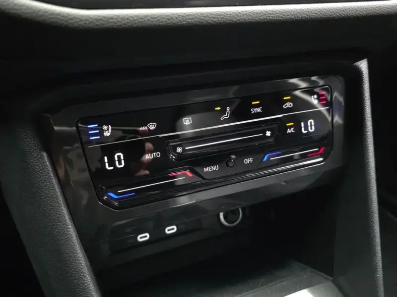 2023 Volkswagen Tiguan с пробегом 48 639 км