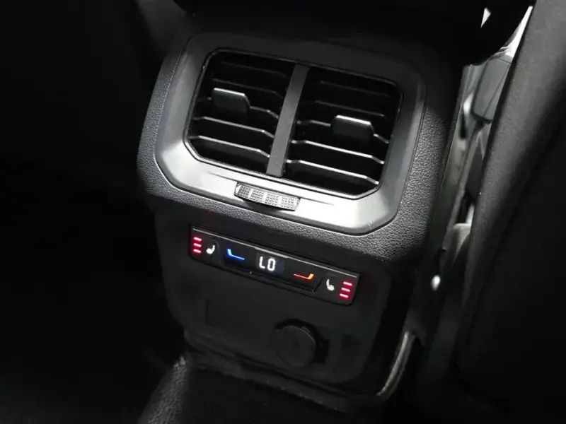 2023 Volkswagen Tiguan с пробегом 48 639 км