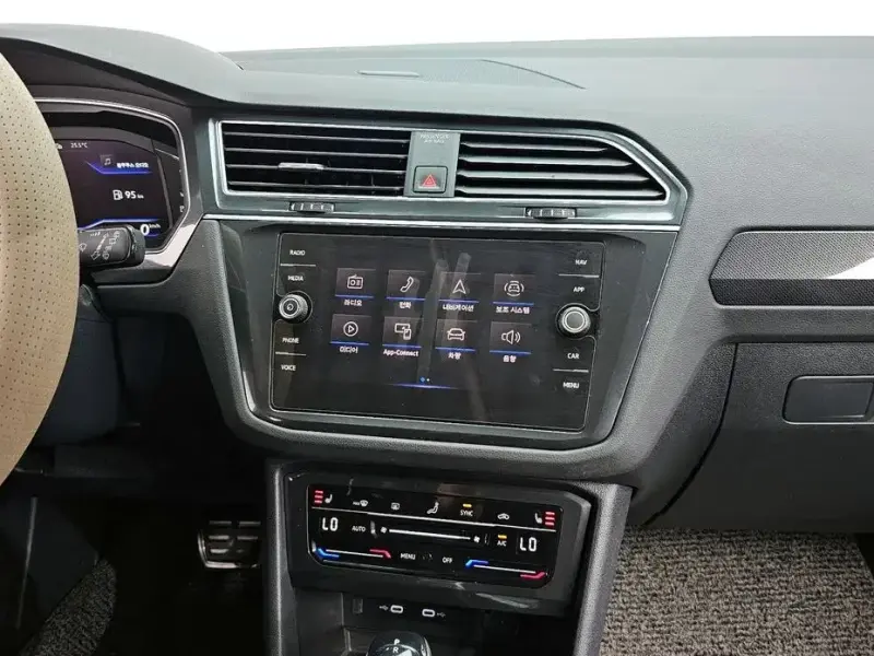 2023 Volkswagen Tiguan с пробегом 95 172 км