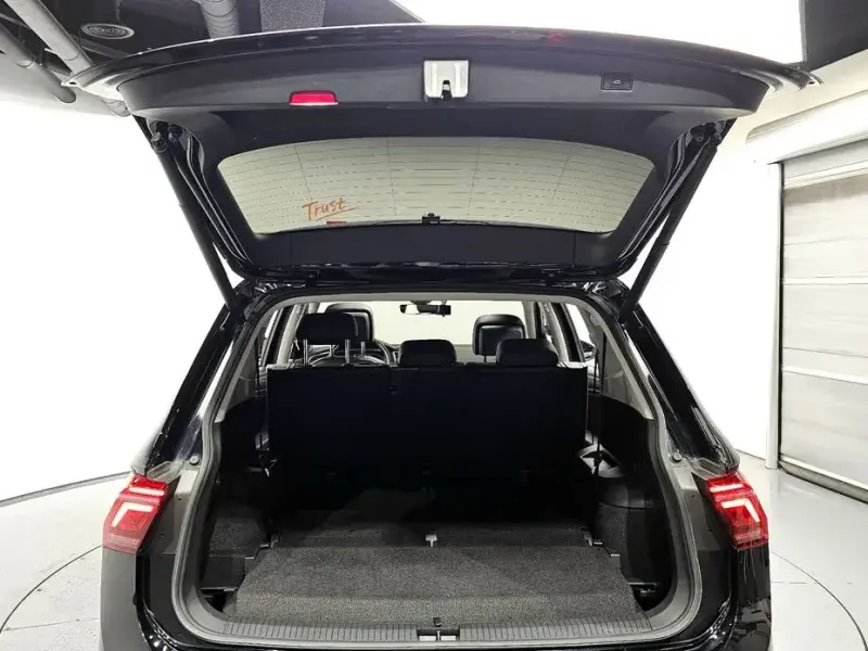 2023 Volkswagen Tiguan с пробегом 63 644 км