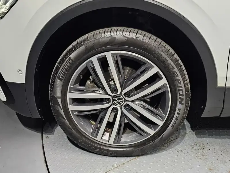 2023 Volkswagen Tiguan с пробегом 24 563 км