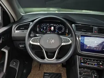 2023 Volkswagen Tiguan с пробегом 24 563 км