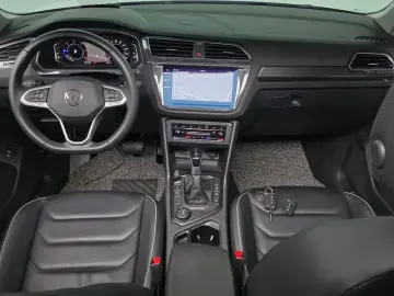 2022 Volkswagen Tiguan с пробегом 63 259 км
