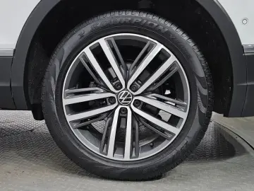 2022 Volkswagen Tiguan с пробегом 43 933 км