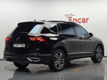 2023 Volkswagen Tiguan с пробегом 32 018 км